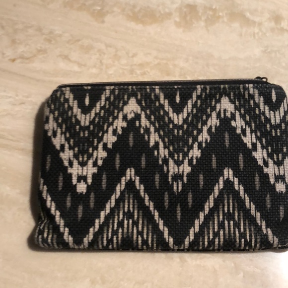 Wristlet black with cream. NWOT - Picture 2 of 3